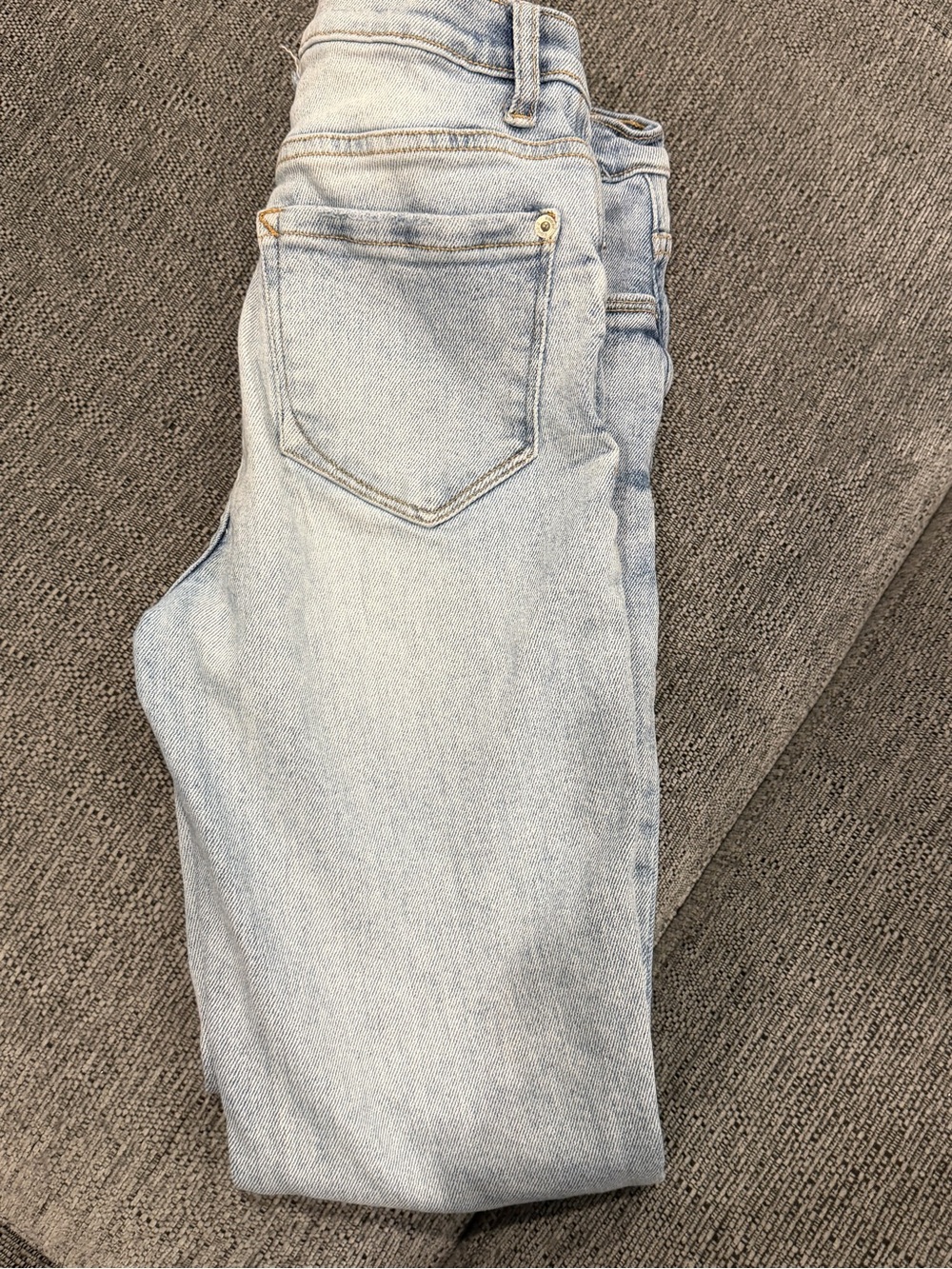 Kensie Light Wash Women's Jeans